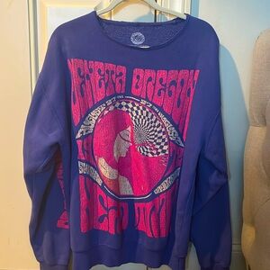 Urban outfitters crew neck, been worn about 3 times!!